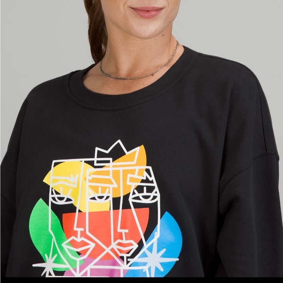 Lululemon Perfectly Oversized crew Pride - Picture 4 of 9